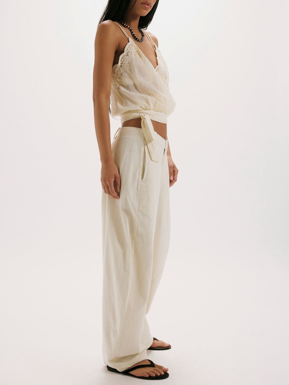 BRAND NEW FREE PEOPLE Spotlight Washed Barrel Chino Trousers - Picture 2 of 5